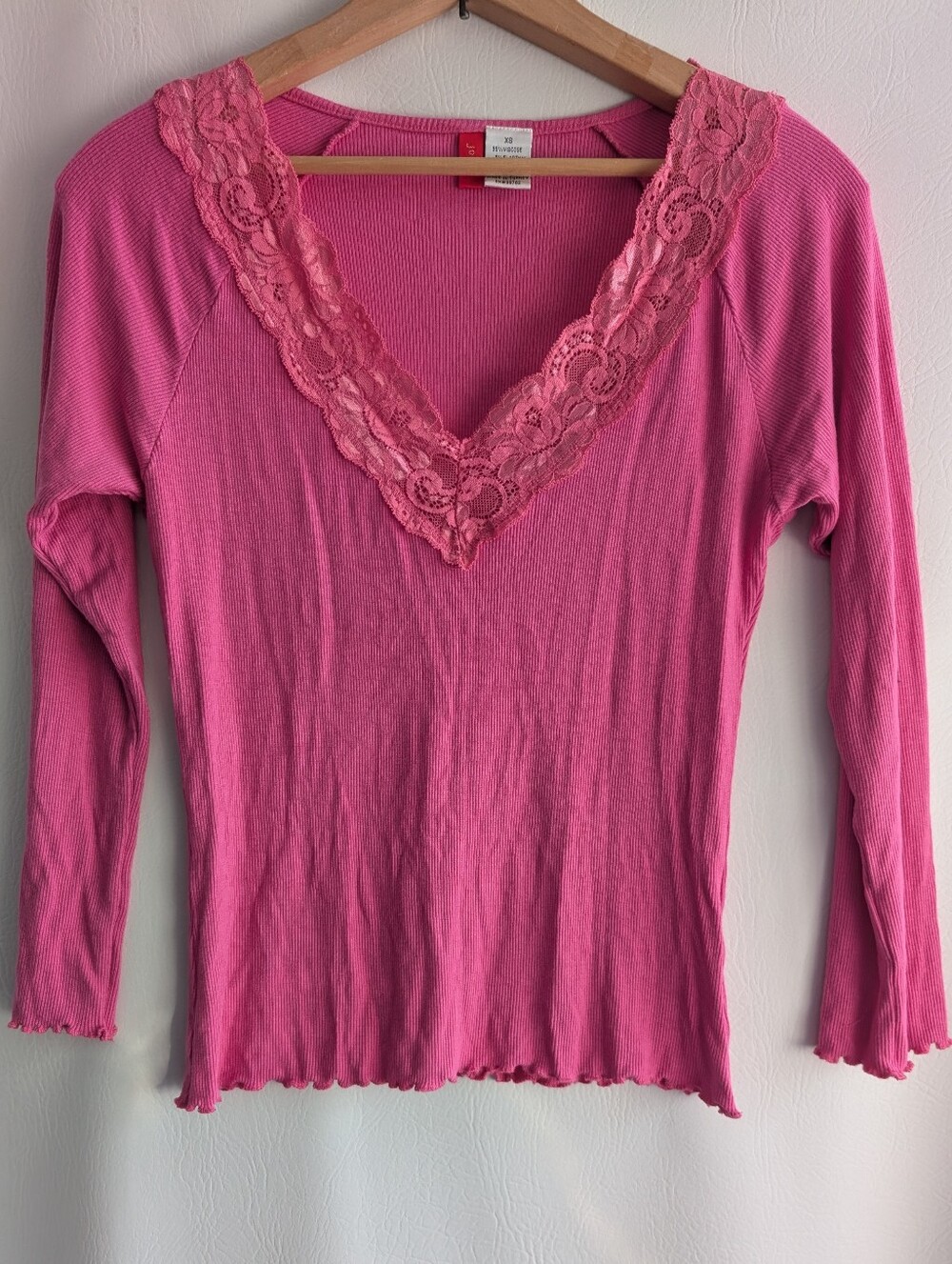Josie Natori Pink Lace-Trim V-Neck Top Long Sleeves - XS